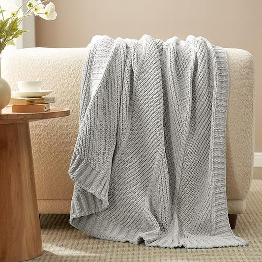 Amélie Home Chevron Chenille Knit Throw Blanket for Couch, Cozy Texture Decorative Soft Blanket for Sofa & Chair, 50"x60", Light Grey